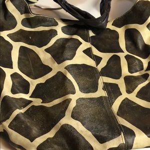 Giraffe Pattern Hobo Style Bag